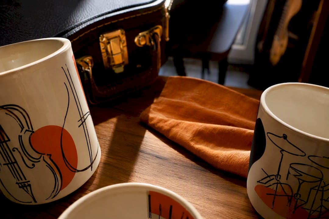 5 Decisions to Pick Instrument Mug Designs That Last for Musicians